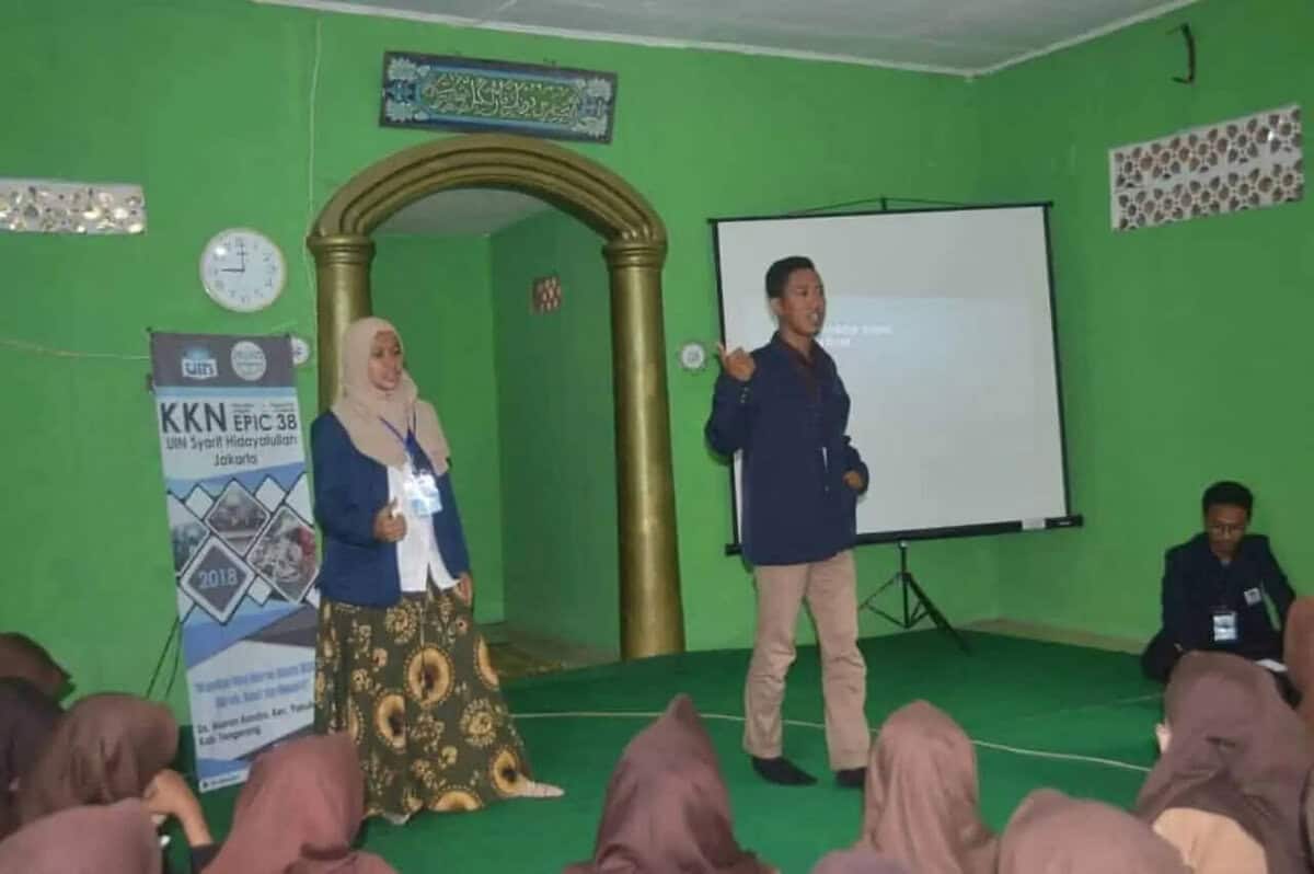 IMIKI UIN Jakarta Mengadakan SAFARI LITERASI Media Sosial di Era Milenial