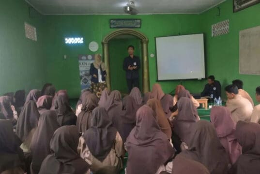 IMIKI UIN Jakarta Mengadakan SAFARI LITERASI “Media Sosial di Era Milenial” IMIKI UIN Jakarta Mengadakan SAFARI LITERASI Media Sosial di Era Milenial