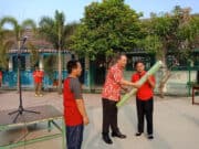 Peringati HUT RI Ke-73, Nanang Kurniawan Bantu Fasilitas Sekolah