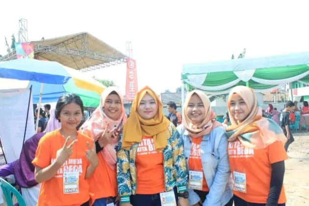 Gelar Semarak Al-Furqon Bangkit, Gadis Ini Bangkitkan Semangat Pemuda