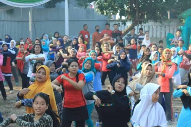 Gelar Semarak Al-Furqon Bangkit, Gadis Ini Bangkitkan Semangat Pemuda