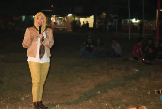 Jadi Tutor Kemah Bakti ‘The Green and Clean’ di Bumi Perkemahan Cipondoh, Inggrit Astridayanti Bicara Seni dan Budaya Jadi Tutor Kemah Bakti 'The Green and Clean' di Bumi Perkemahan Cipondoh, Inggrit Astridayanti Bicara Seni dan Budaya
