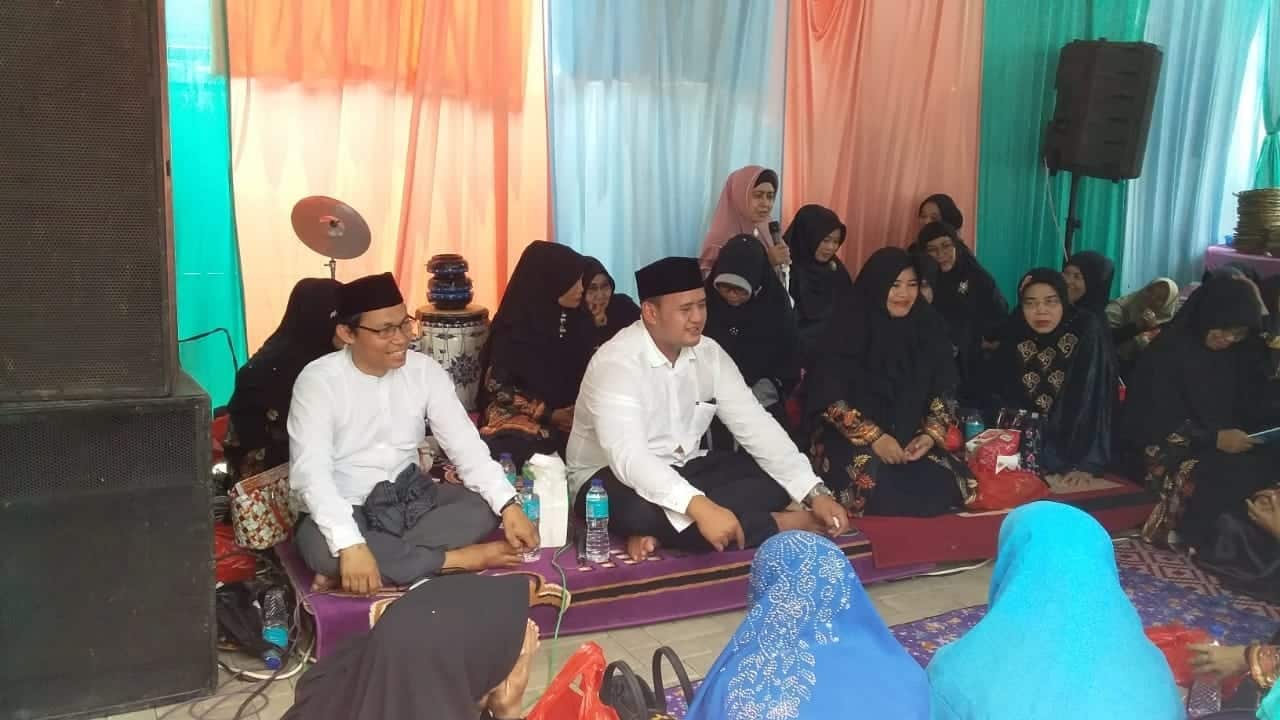 Jazuli dan Fadlin Di Do'akan Ustazah Majlis Taklim SeKota Tangerang