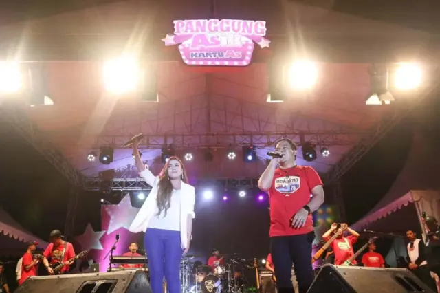 Telkomsel Hadirkan Konser Band Wali di Pandeglang Telkomsel Hadirkan Konser Band Wali di Pandeglang