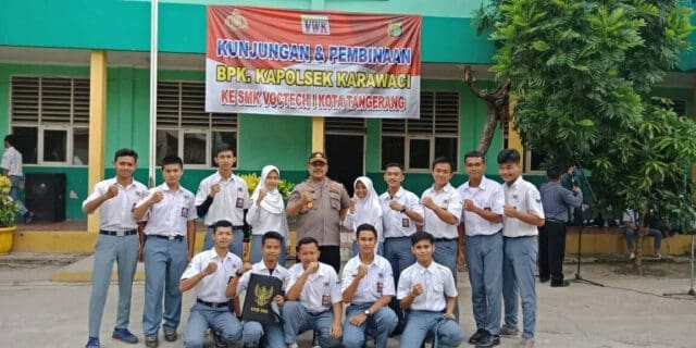 Sambang Sekolah Kapolsek Minta Pelajar Kejar Prestasi