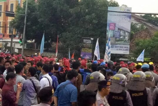 Aksi Buruh di Banten Tertahan Aparat Kepolisian