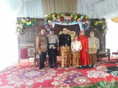 Kapolsub Sektor Palem Semi Hadiri Resepsi Khitanan Warga Kapolsub Sektor Palem Semi Hadiri Resepsi Khitanan Warga