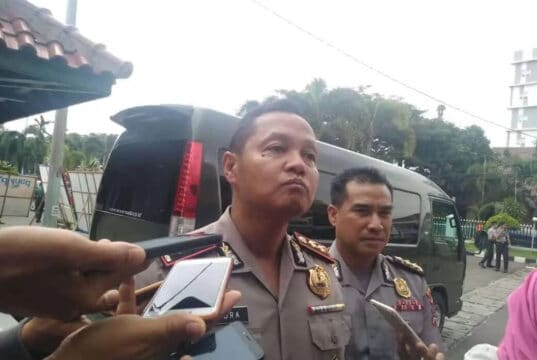 8 Pemburu Rusa Liar Diamankan Petugas TNUK 8 Pemburu Rusa Liar Diamankan Petugas TNUK