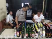 Puluhan Botol Miras Berbagai Merk Diamankan Dari Penjual Jamu