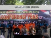 Polisi Bongkar Sindikat pencurian Barang Milik PT. Garuda Indonesia