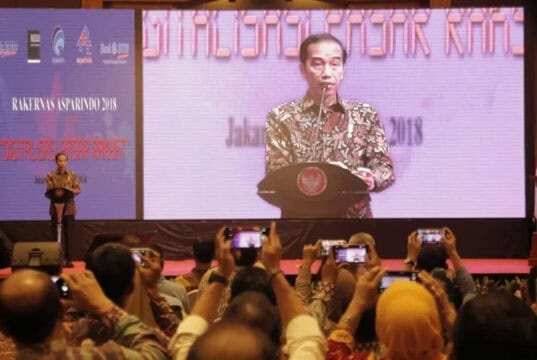 Jokowi Buka Rakernas Asparindo : Revitalisasi Pasar Tradisional Menjadi Modern