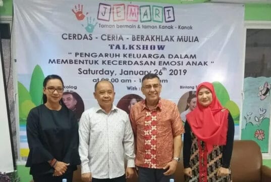 Kecerdasan Anak Dipengaruhi Keluarga