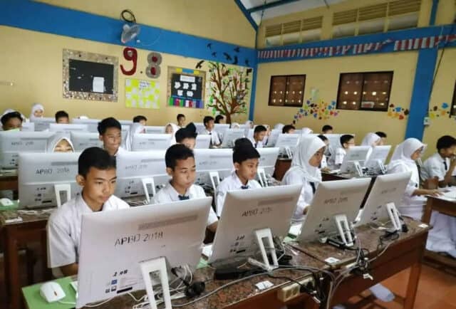Dindikbud Tangsel Gelar Simulasi UNBK Tingkat SMP
