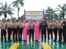 7 Anggota Bidhum Polda Banten Dapat Surprise Kenaikan Pangkat