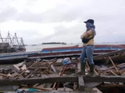 Cerita Relawan Cantik Diantara Ratusan Relawan di Tsunami Banten