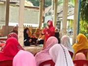 Gelar Baksos, Caleg DPR RI PKS Dorong Setiap Wanita Sekolah Sampai Perguruan Tinggi