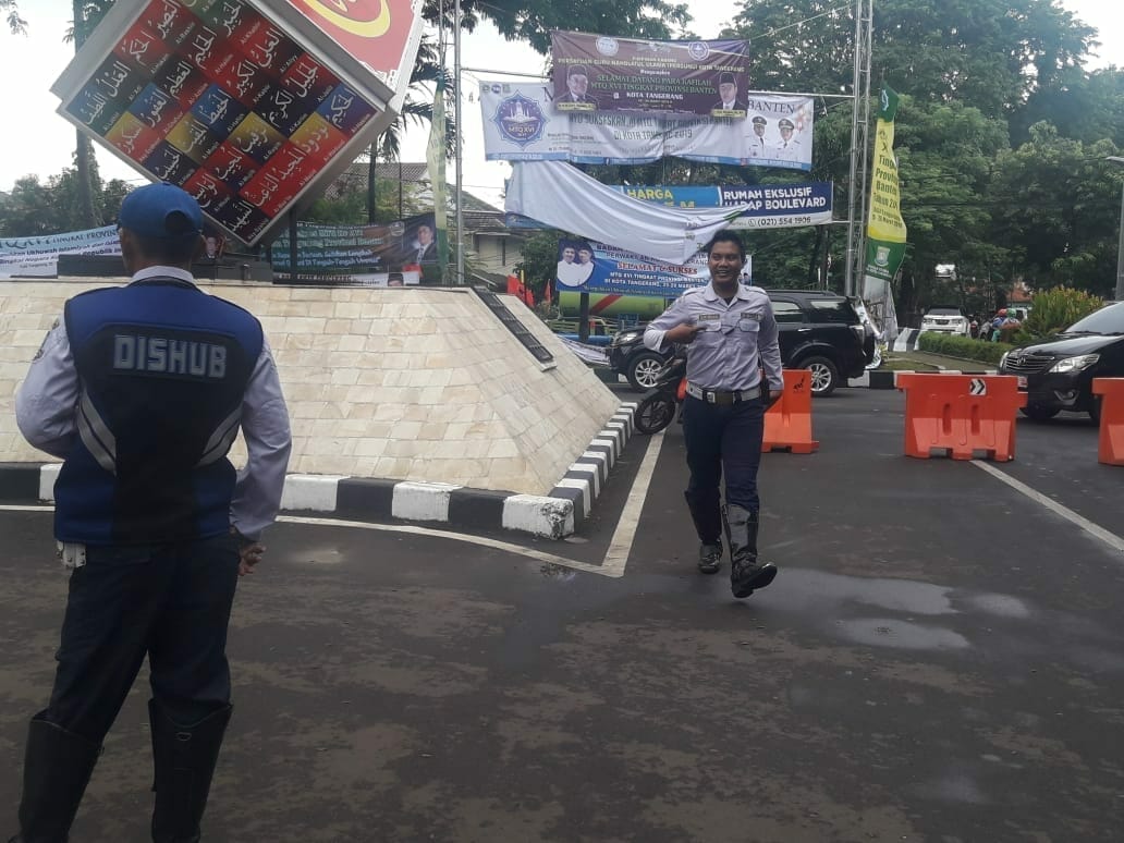 Hendak Liput MTQ, Oknum Dishub Kota Tangerang Bersitegang Dengan Wartawan