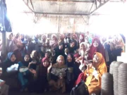 Mahasiswa Kunjungi Pengrajin Gerabah di Desa Bumi Jaya Ciruas