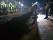 Gubernur Respon Cepat Kerusakan Jalan Ayip Usman Dengan Diperbaiki Langsung Malam Ini Juga