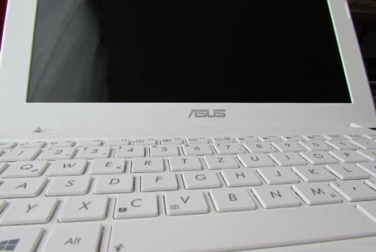 Pilihan Harga Laptop Asus Murah di Kisaran 5 Jutaan dengan RAM 4 GB Pilihan Harga Laptop Asus Murah di Kisaran 5 Jutaan dengan RAM 4 GB