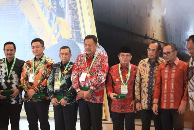 Raih Penghargaan, Wagub Banten Komitmen Terus Tingkatkan Budaya K3