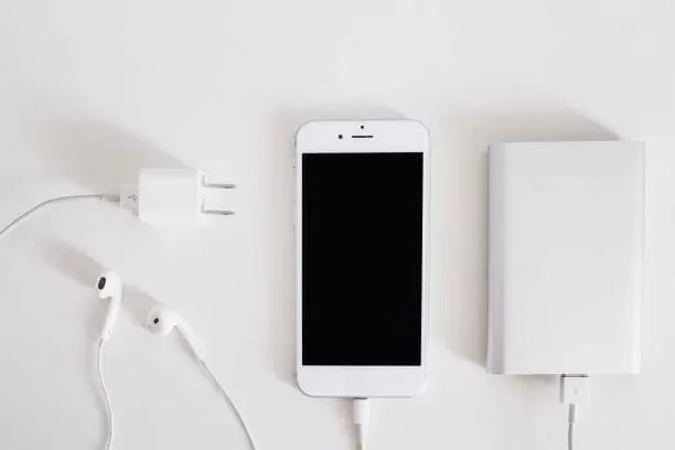 Beginilah 4 Cara Menggunakan Power bank yang Baik dan Benar Beginilah 4 Cara Menggunakan Power bank yang Baik dan Benar