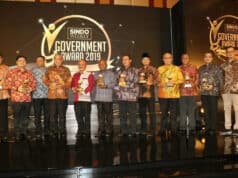 Pemkab Tangerang Dianugerahi SindoWeekly Government Award Pemkab Tangerang Dianugerahi SindoWeekly Government Award