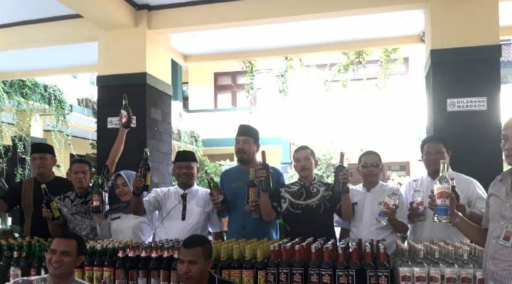 OTT Satpol PP Kota Tangerang, Ribuan Miras Berhasil Disita