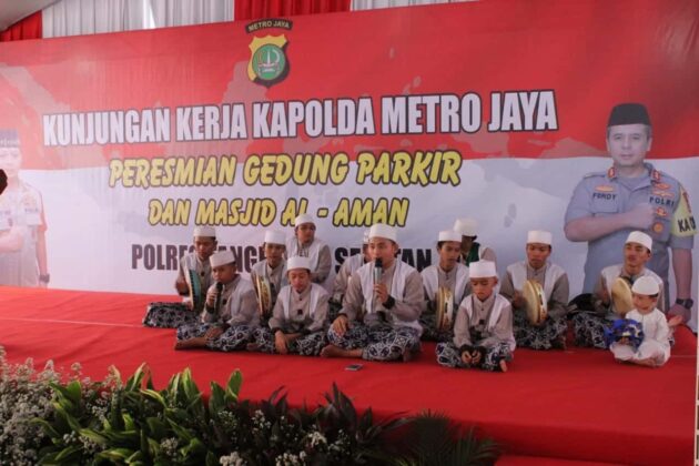 Kapolda Metro Jaya Resmikan Mesjid Al -Aman Polres Tagsel dan Gedung Parkir