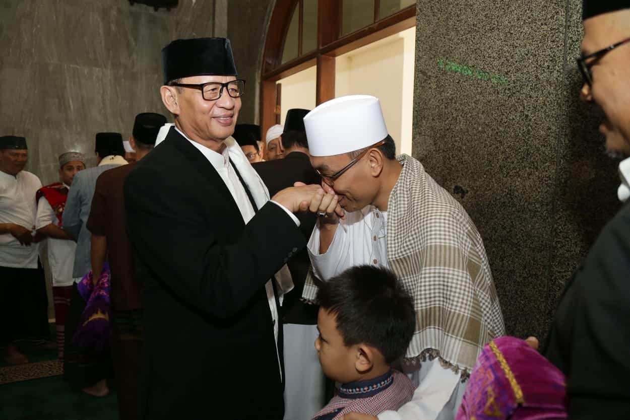 Gubernur Banten Menjadi Khatib Shalat Iedul Fitri 1440 H