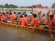 Lomba Perahu Naga dan Papak di Festival Peh Cun