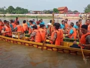 Lomba Perahu Naga dan Papak di Festival Peh Cun