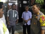 Takziah, Kapolres Sambangi Kediaman Kapolsubsektor Palem Semi