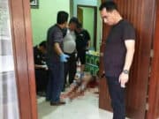 Ibu dan Anak Ditemukan Bersimbah Darah di Rumahnya