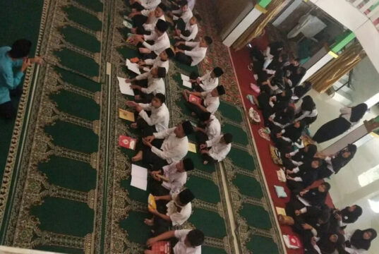 MPLS Siswa Baru SMP AL Husna, Diakhiri Dengan MABIT MPLS Siswa Baru SMP AL Husna, Diakhiri Dengan MABIT