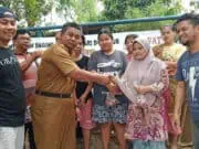 Forwat Salurkan Ratusan Paket Daging Qurban