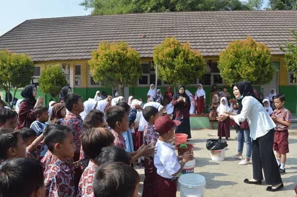 Indonesia Bersih dengan Sikat Gigi Dan Cuci Tangan Bersih