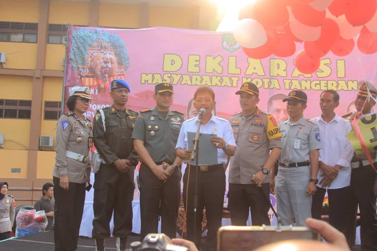 Bersama Masyarakat Kota Tangerang, Kapolres Deklarasi Tertib Berlalulintas