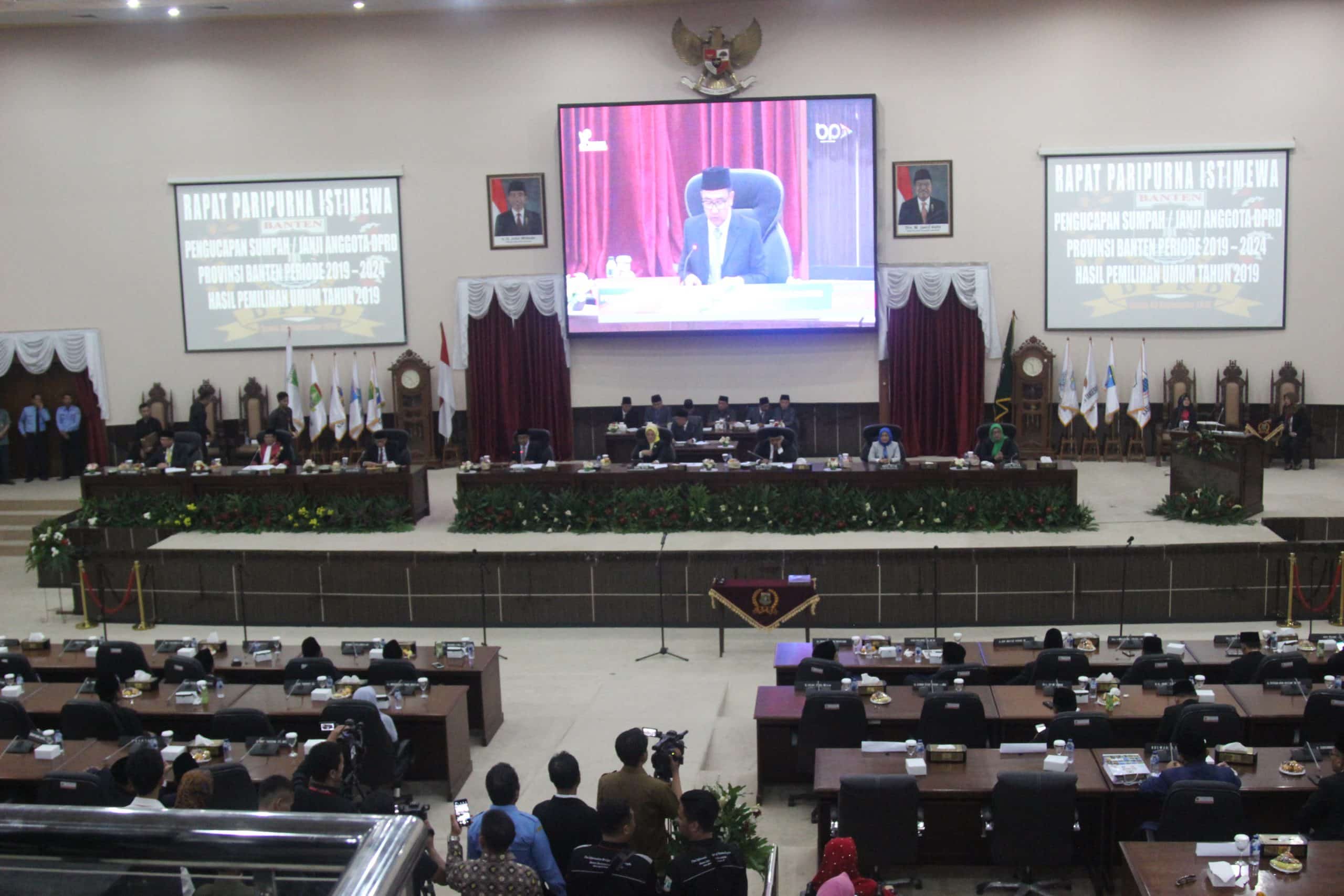 85 Anggota DPRD Provinsi Banten Periode 2019-2024 Dilantik