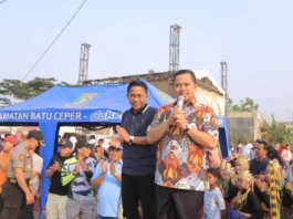 Hari Pahlawan, Ketua DPRD Bersama Wali Kota Tangerang Lepas Gerak Jalan Sehat