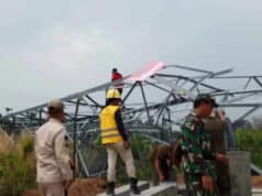 Melanggar Aturan, Dua Menara BTS Dibongkar Paksa Petugas