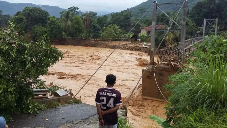 Luapan Sungai Ciberang dan Cidurian Landa Enam Kecamatan di Lebak