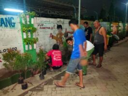 Usai Dikepung Genangan Air, Warga Jatiuwung Tangerang Gotong Royong Tanam Pohon