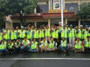 Apresiasi SUPELTAS, Kapolsek Karawaci Bagikan Rompi