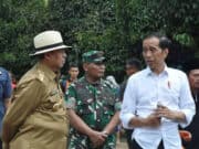 Wahidin Halim Dampingi Presiden Joko Widodo Tinjau Lokasi Banjir Bandang Lebak