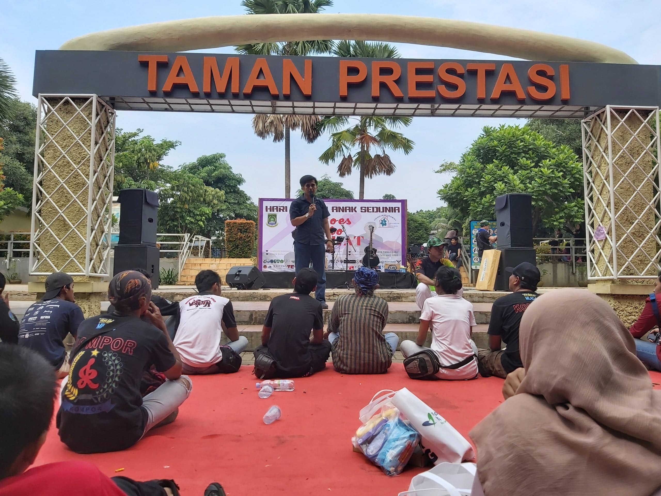 Peserta Terhipnosis Hingga Lupa Harta Benda di Acara Peringatan Hari Kanker Anak di Tangerang