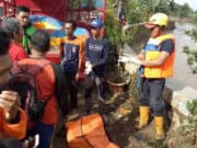 Bocah Hanyut di Kali Angke Ditemukan