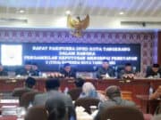 Paripurna DPRD Kota Tangerang Tentang Penetapan Tiga Raperda
