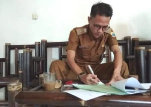 Secara Demokratis, Warga Desa Sangiangjaya Pilih Ketua Lembaga Masyarakat Desa Hutan