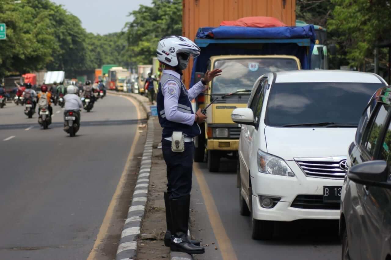 Jalan Daan Mogot Amblas, DISHUB Kota Tangerang Reaksi Cepat